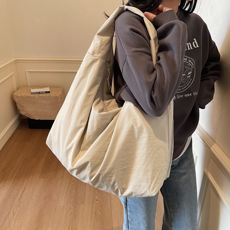 Textured Canvas Tote Bag — Everyday Style That Goes Everywhere