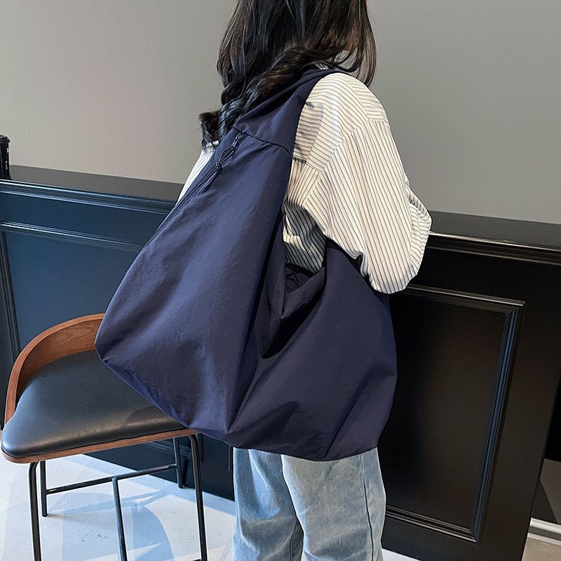 Textured Canvas Tote Bag — Everyday Style That Goes Everywhere