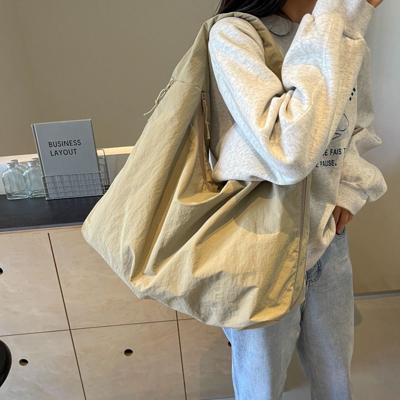 Textured Canvas Tote Bag — Everyday Style That Goes Everywhere